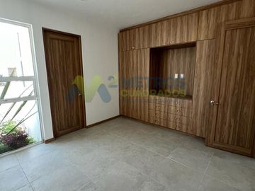 CASA en VENTA PASEO de los TEJONES ALTOZANO