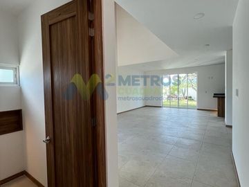 CASA en VENTA PASEO de los TEJONES ALTOZANO