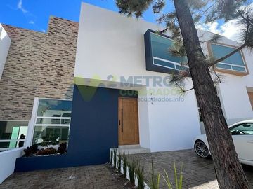CASA en VENTA PASEO de los TEJONES ALTOZANO