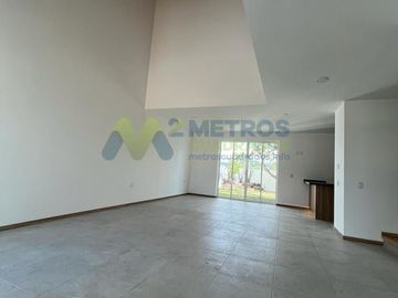 CASA en VENTA PASEO de los TEJONES ALTOZANO