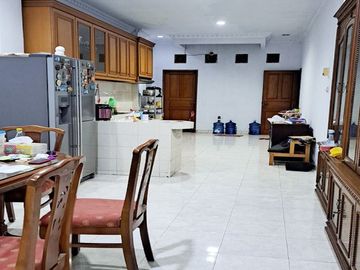 Rumah Dijual di Jl. Kapuk Kamal Raya Jakarta Barat Dekat Mall Green Sedayu