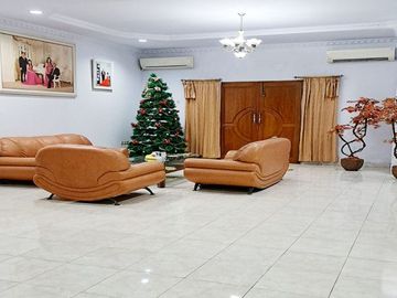 Rumah Dijual di Jl. Kapuk Kamal Raya Jakarta Barat Dekat Mall Green Sedayu