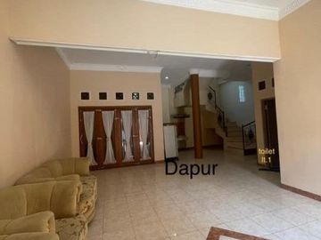 DIJUAL RUMAH DALAM PERUM DI UTARA JL GITO GATI