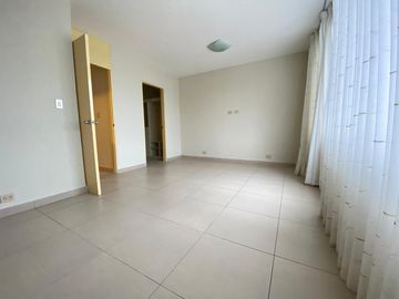 EN ALQUILER AMPLIO DEPARTAMENTO EN BRISAS DE VILLA  CHORRILLOS