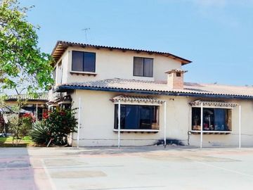 VENTA CASA BALLENITA VIA LA LIBERTAD (CHULLUIPE)