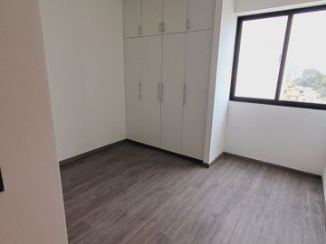 VENTA DE ESPECTACULAR FLAT + TERRAZA CON PISCINA EN SAN ISIDRO¡¡¡