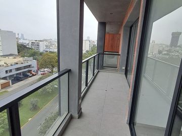 VENTA DE ESPECTACULAR FLAT + TERRAZA CON PISCINA EN SAN ISIDRO¡¡¡