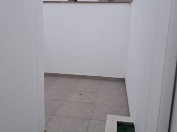VENTA DE ESPECTACULAR FLAT + TERRAZA CON PISCINA EN SAN ISIDRO¡¡¡