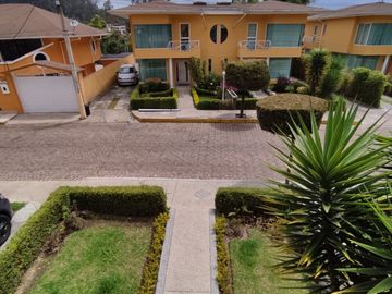 VENTA CASA ESQUINERA EN CONJUNTO SECTOR VÍA AL TINGO