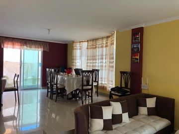 VENTA CASA ESQUINERA EN CONJUNTO SECTOR VÍA AL TINGO
