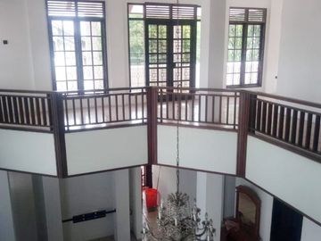 Dijual Rumah 2 Lantai di Kota Padang Dekat Stasiun Padang