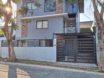 5-Bedroom House and Lot in Avida Parkway Settings Nuvali, Calamba, Laguna FOR SALE