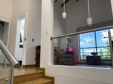 VENTA DE CASA DE 240 M2 CON INCREÍBLES VISTAS EN EL SECTOR SANCANCIO, MANIZALES CALDAS