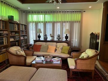 House for sale with Dog hotel in Hang Dong