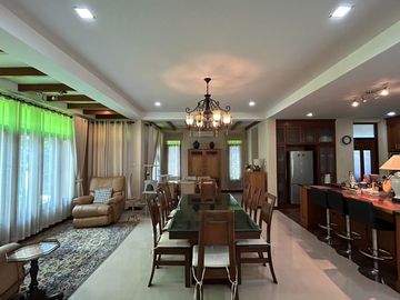 House for sale with Dog hotel in Hang Dong