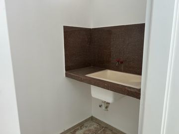 VENDO CASA EN PLAYAS DE 3 DORMITORIOS