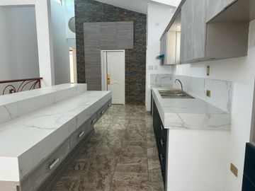 VENDO CASA EN PLAYAS DE 3 DORMITORIOS