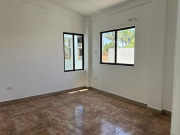VENDO CASA EN PLAYAS DE 3 DORMITORIOS