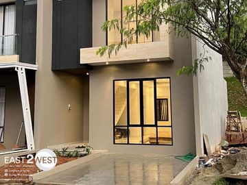 Dijual Rumah Cluster Azura Vanya Park BSD City Tangerang Unit Baru Bagus Cantik Lokasi Hijau Asri Nyaman Strategis