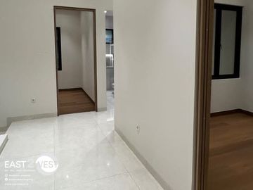 Dijual Rumah Cluster Azura Vanya Park BSD City Tangerang Unit Baru Bagus Cantik Lokasi Hijau Asri Nyaman Strategis