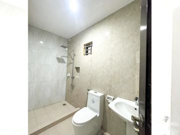 4 BEDROOM HOUSE AND LOT FOR SALE IN SAN PABLO, LAGUNA