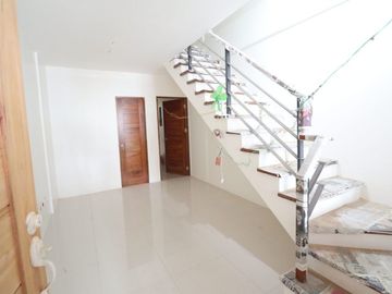 Brand New 3 Storey House and Lot for sale with 3 Bedrooms, 5 Toilet and Bath and 2 Car Garage in Cubao Quezon City (PH2403)