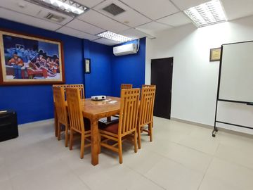 Venta de Galpón Industrial con Oficinas en el Sector Vía Durán Tambo Km 4.5