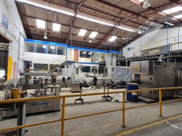 Venta de Galpón Industrial con Oficinas en el Sector Vía Durán Tambo Km 4.5