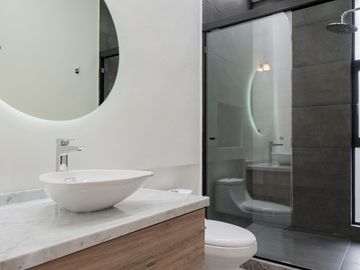 Magnífica Casa NUEVA con Alberca en privada en Buena Vista, Cuernavaca - VENTA
