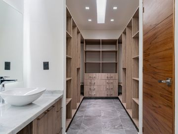 Magnífica Casa NUEVA con Alberca en privada en Buena Vista, Cuernavaca - VENTA