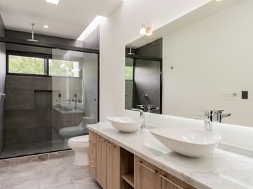 Magnífica Casa NUEVA con Alberca en privada en Buena Vista, Cuernavaca - VENTA