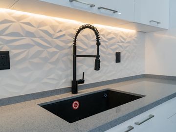Magnífica Casa NUEVA con Alberca en privada en Buena Vista, Cuernavaca - VENTA