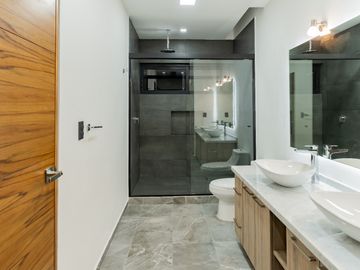 Magnífica Casa NUEVA con Alberca en privada en Buena Vista, Cuernavaca - VENTA