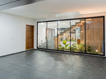 Magnífica Casa NUEVA con Alberca en privada en Buena Vista, Cuernavaca - VENTA