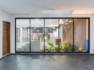 Magnífica Casa NUEVA con Alberca en privada en Buena Vista, Cuernavaca - VENTA
