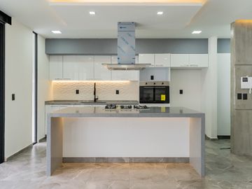 Magnífica Casa NUEVA con Alberca en privada en Buena Vista, Cuernavaca - VENTA