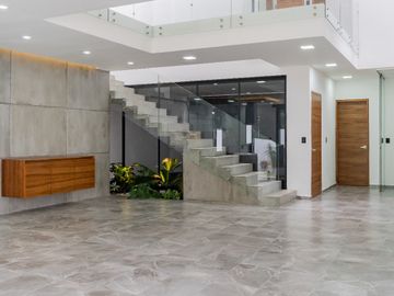 Magnífica Casa NUEVA con Alberca en privada en Buena Vista, Cuernavaca - VENTA