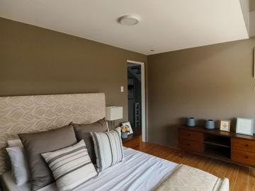 5 Bedroom Modern Design House and Lot in Alaminos Laguna