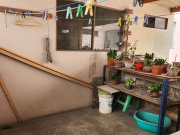 REMATE DE CASA CON LOCAL COMERCIAL EN AV. TUPAC AMARU - COMAS