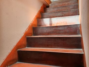 REMATE DE CASA CON LOCAL COMERCIAL EN AV. TUPAC AMARU - COMAS