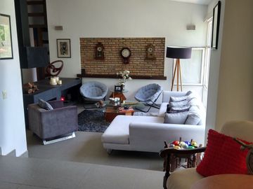 Casa con cañada en venta en Las Cañadas en Zapopan