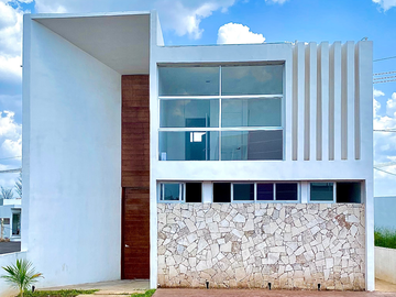 Casa Conkal.