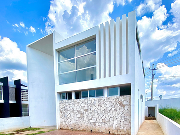 Casa Conkal.