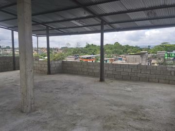 Vendo Casa en la Coop. Heriberto Maldonado, Santo Domingo