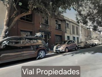 Casa Destino Comercial, cercanía Parque Bustamante. Pleno Barrio Italia.