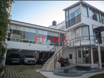 Alquilo Casa En Playa De Pimentel Con 3 Cocheras.(A.MELENDRES)