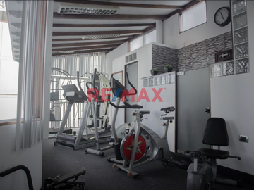 Alquilo Casa En Playa De Pimentel Con 3 Cocheras.(A.MELENDRES)