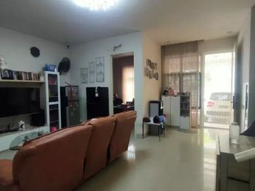 Dijual Rumah Griya Galaxy Wonorejo Rungkut Surabaya SHM Siap Huni Row Jalan 3 Mobil