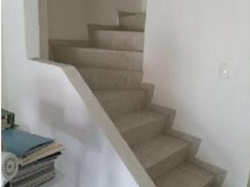 CASA EN VENTA LOS HEROES PUEBLA CON PORTON ELECTRICO