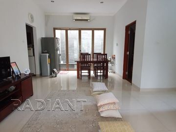 Dijual Rumah Hook Siap Huni di Emerald Bintaro Sektor 9